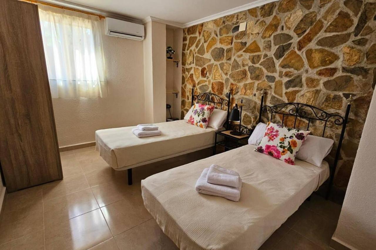 Buen Estar, Piscina, Barbacoa, Jacuzzi En Valencia Villa Turis Bagian luar foto