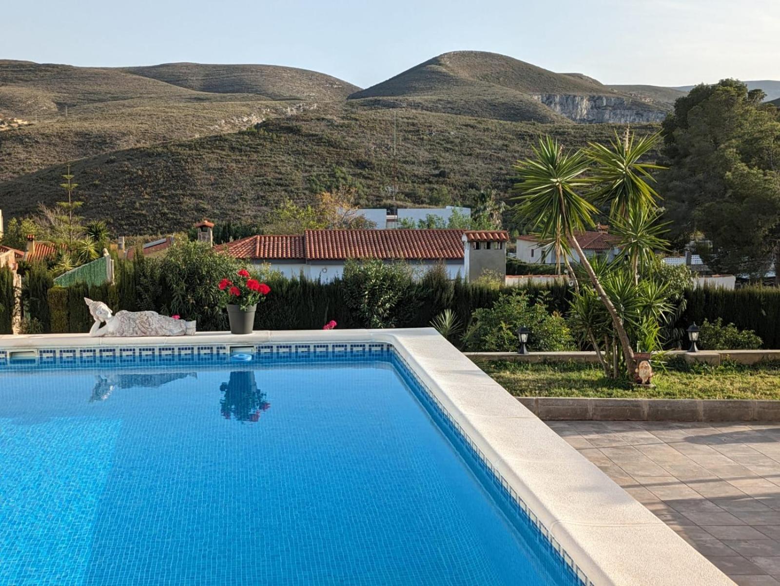 Buen Estar, Piscina, Barbacoa, Jacuzzi En Valencia Villa Turis Bagian luar foto