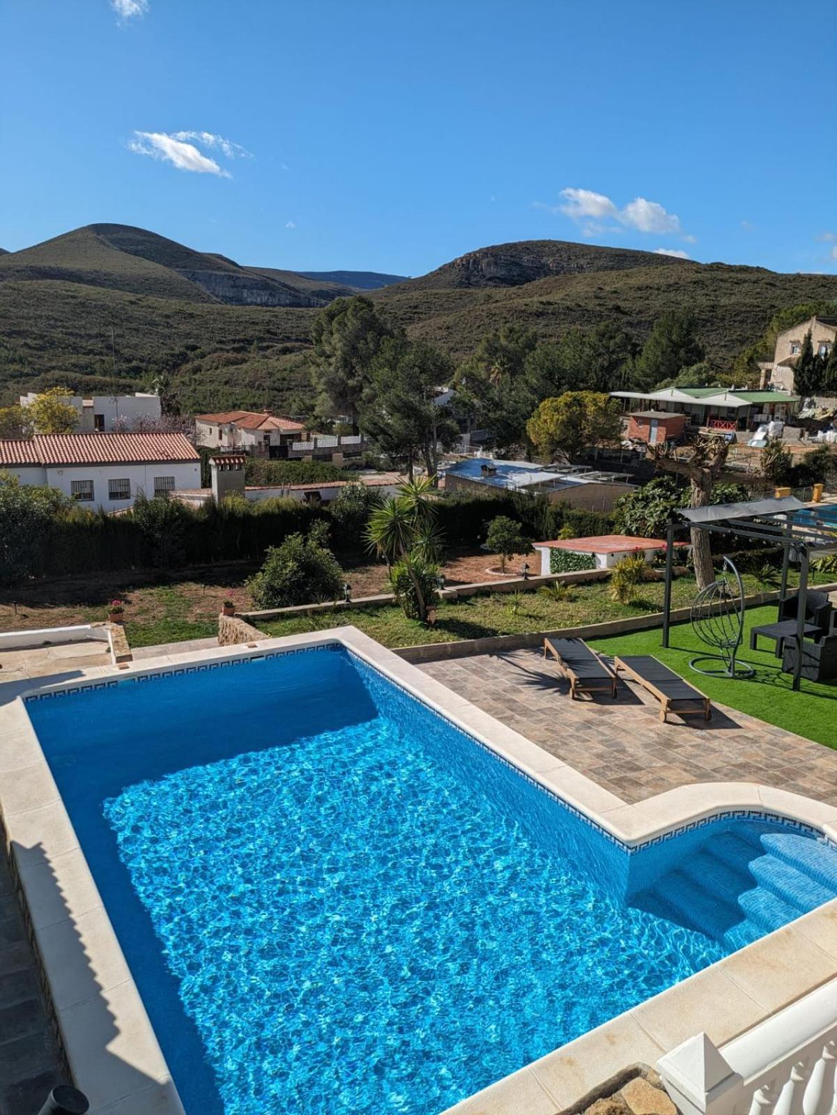 Buen Estar, Piscina, Barbacoa, Jacuzzi En Valencia Villa Turis Bagian luar foto