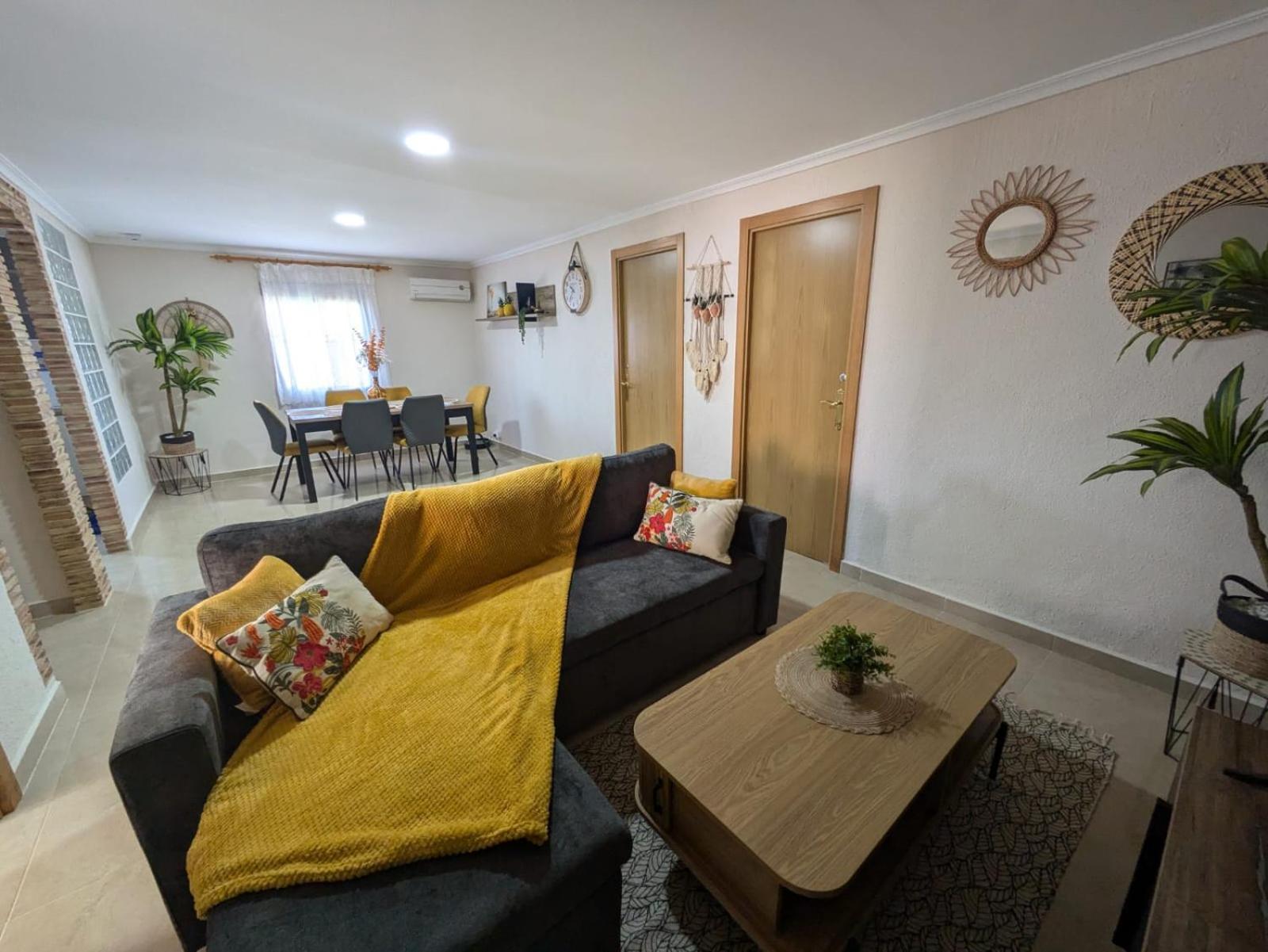 Buen Estar, Piscina, Barbacoa, Jacuzzi En Valencia Villa Turis Bagian luar foto